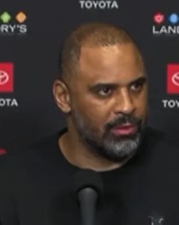 体育博彩导航-乌度卡：大家对昨天的失利很失望，但没有人说背靠背太累